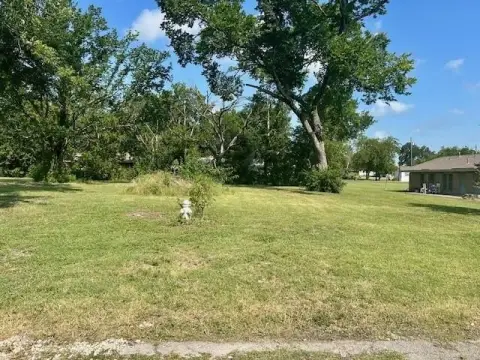 Land For Sale in Groesbeck