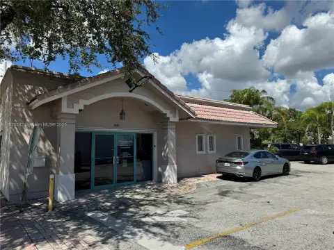 Hollywood Office Building with Plans