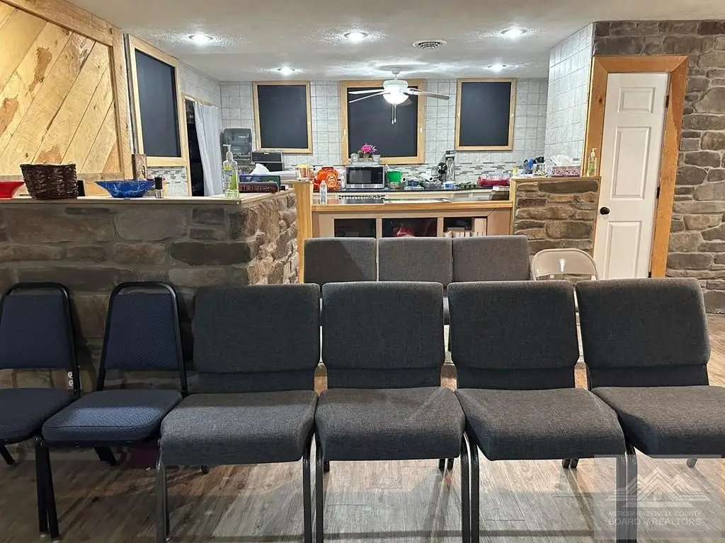 Picture 18