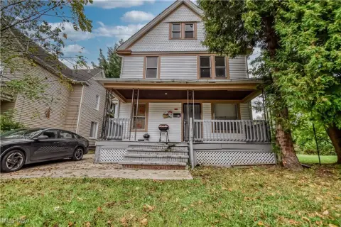 Updated Duplex in Cleveland, OH