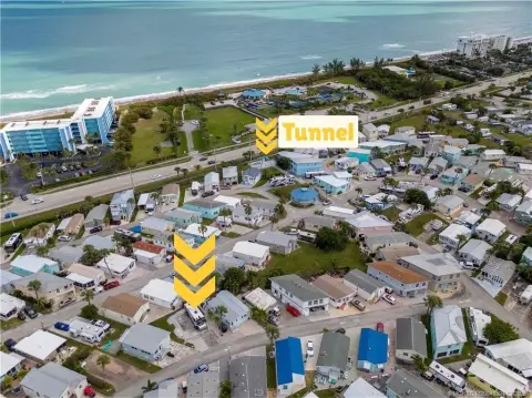 Oversized Lot Near Beach Access