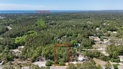 Spacious Lot Near Holden Beach