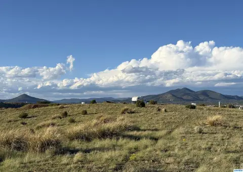 Unrestricted Land Parcel in Silver City