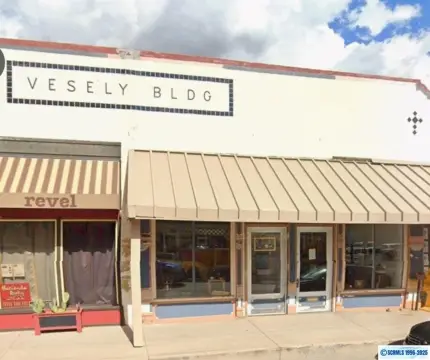 Updated Mixed-Use Silver City Property