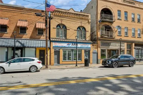 Office Building with Flexible Use