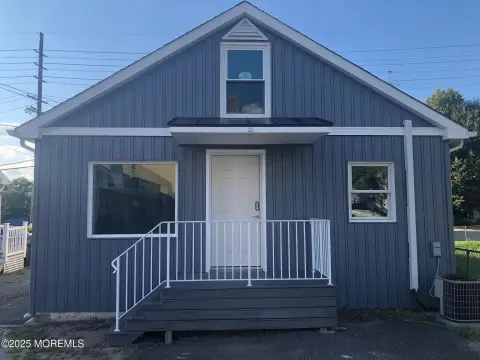 Renovated Commercial Property with Loading