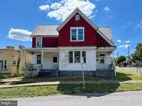 Folk Victorian Duplex Opportunity