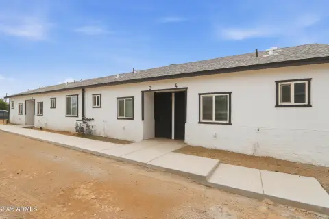 Fourplex with 1-Bedroom Units