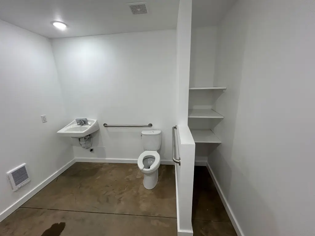 Picture 4