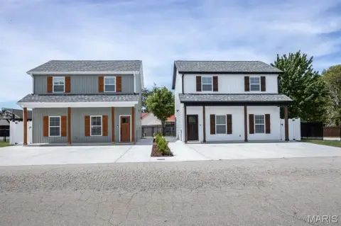 Income-Producing Airbnb Resort Style Property