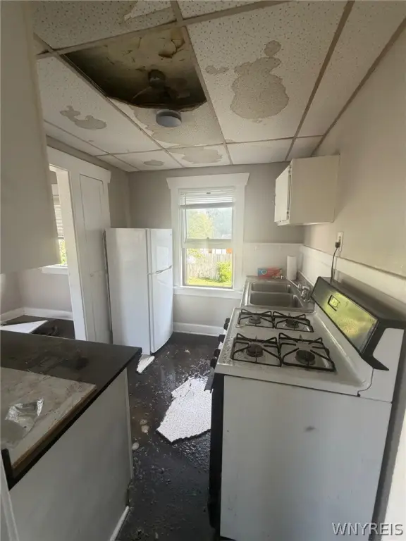 Picture 10