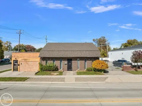 Eastpointe Flex Space For Sale