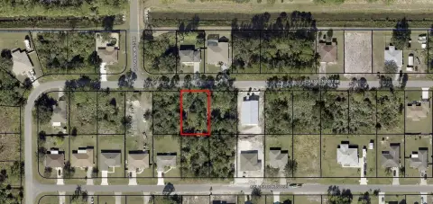 Residential Land in Palm Bay