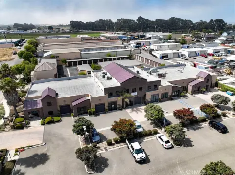 Versatile Commercial Space in Grover Beach