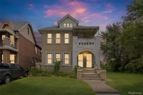 Detroit Triplex in Historic District