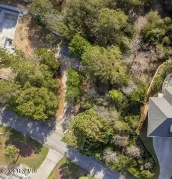 Residential Lot in Emerald Isle