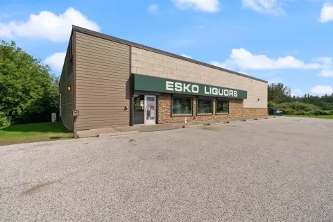 Esko Retail Building on 2 Acres