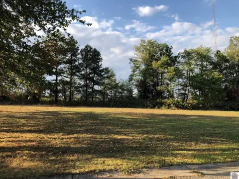 Residential Lots Near Golf Course