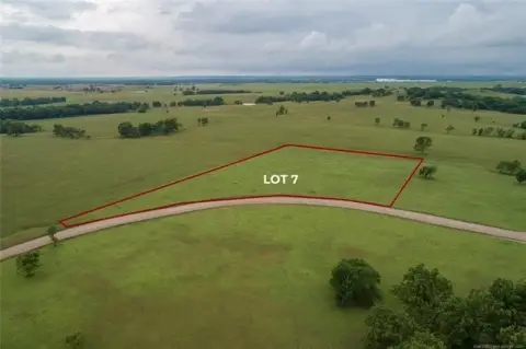 5.55 Acres in Ringo Estates