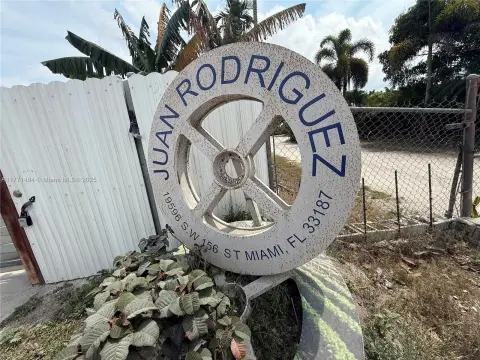 Agricultural Lot with Greenhouses