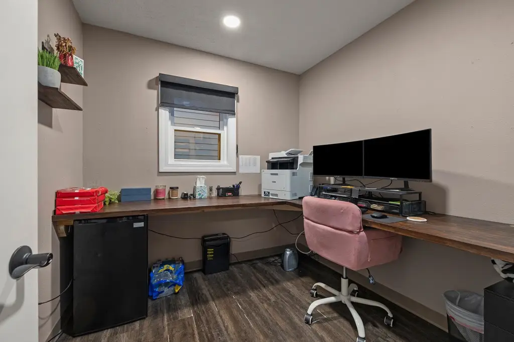 Picture 10
