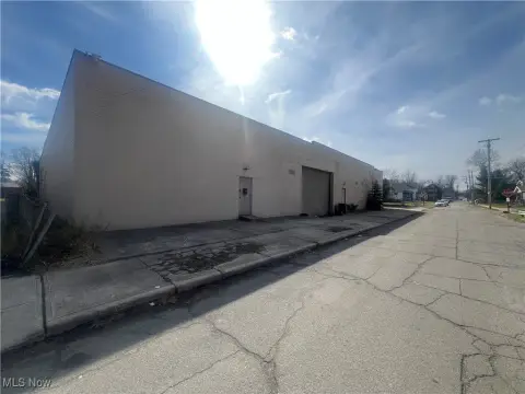 East Cleveland Automotive Shop Opportunity