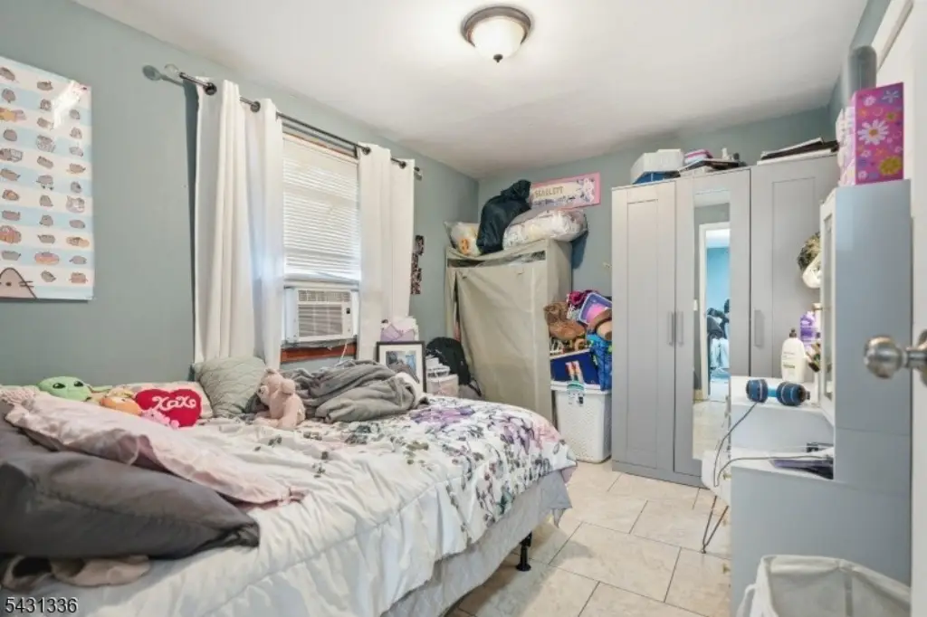 Picture 18