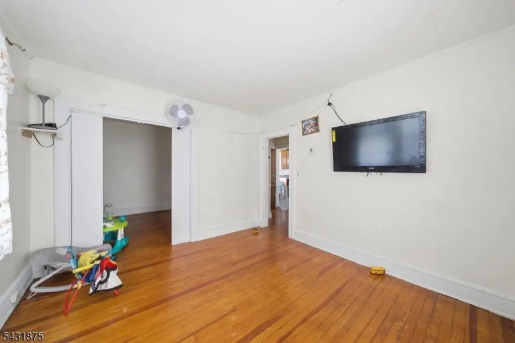 Picture 6