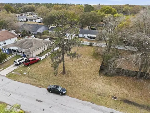 Land in Growing Community