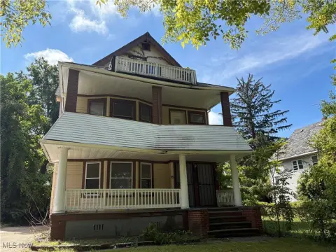 Cleveland Triplex with Investment Potential