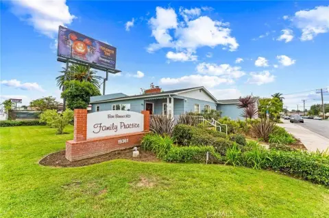 Huntington Beach Medical/Commercial Property