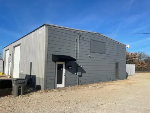 Highway Frontage Industrial Building