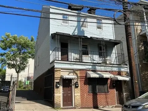 Newark City Multi-Family Triplex