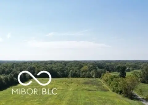 Residential Lots in Zionsville, IN