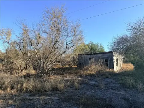 Residential Lot in Bishop, TX