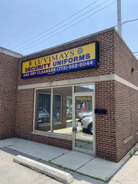 Chicago Storefront in Strip Mall