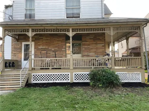 Triplex with Updated Kitchen