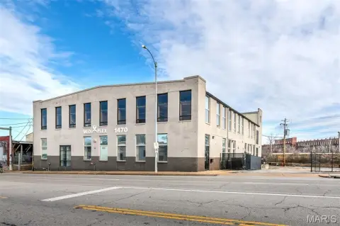 Botanical Heights Office Building