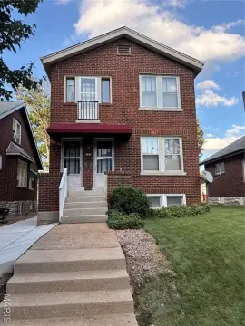 Updated Duplex in Boulevard Heights