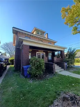 Triplex with Detached Garage