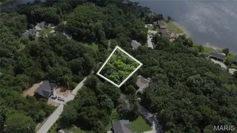 Residential Land in Hillsboro, MO