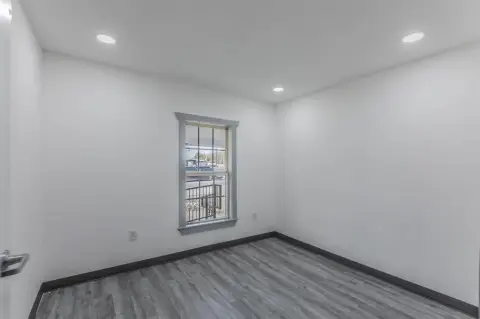 Remodeled Office Space on Highway