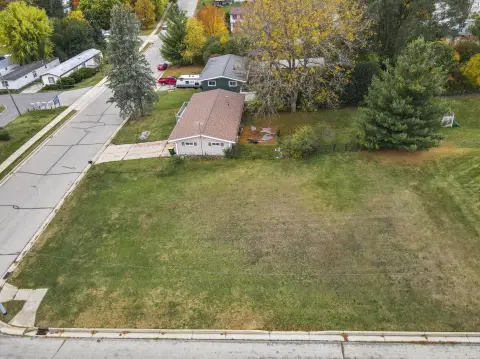 Vacant Lot in Downtown New Glarus