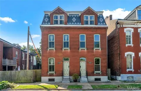 Victorian Duplex in Old North