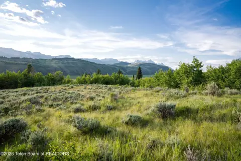 Ranch with Guest House