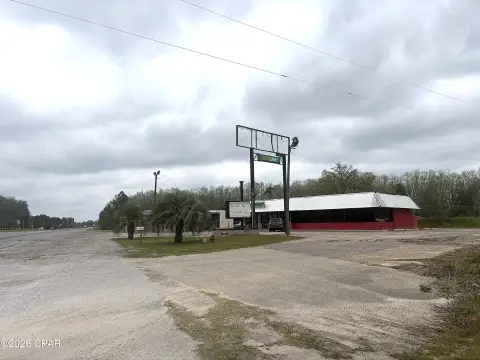 Restaurant Building with Highway Frontage