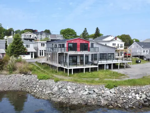 Renovated Mixed-Use Property with Ocean Views