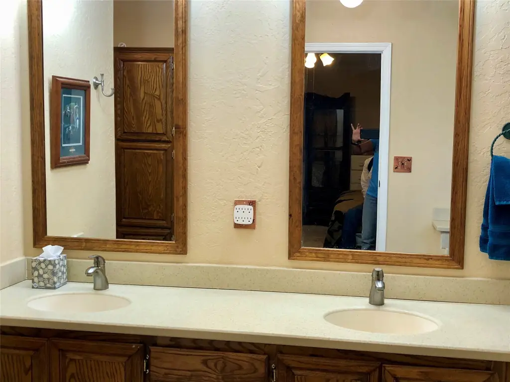 Picture 9