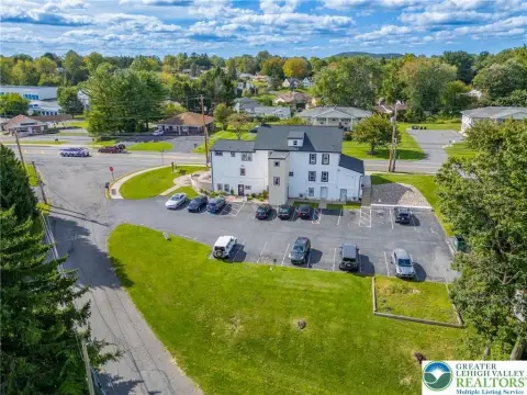 7-Unit Mixed-Use Property