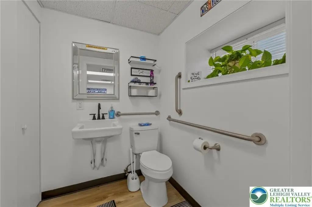Picture 9